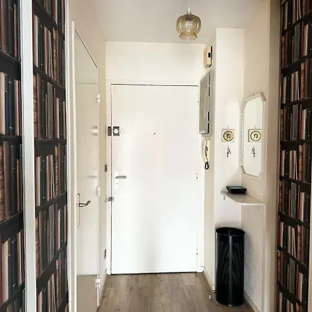 Riviera - T2, Situe En Centre-ville Proche De La Mae-2661