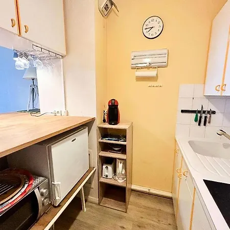 Riviera - T2, Situe En Centre-ville Proche De La Mae-2661 * 阿卡雄
